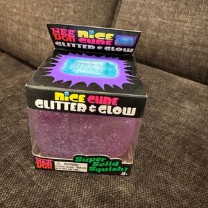 NeeDoh Nice Cube Glitter & Glow Purple Fast Ship